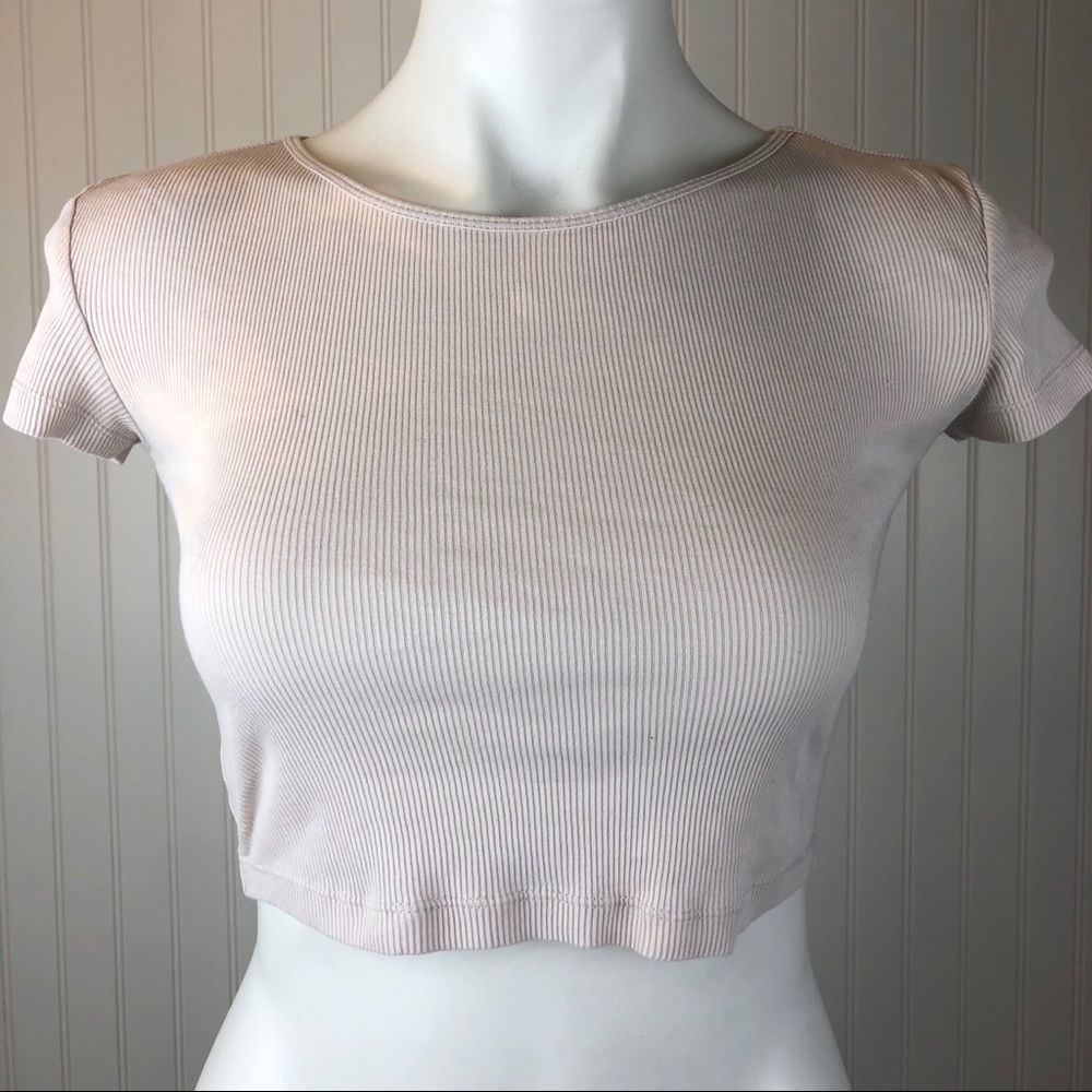 Forever 21 White Cropped Tee